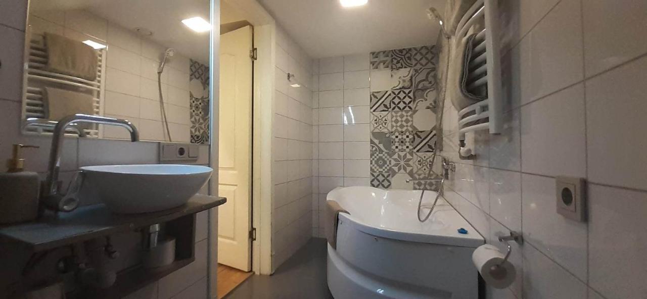 Loft Style Apartments In Kaunas Center Extérieur photo